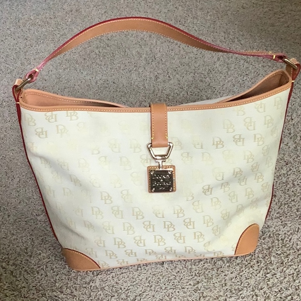 Dooney & Bourke bag